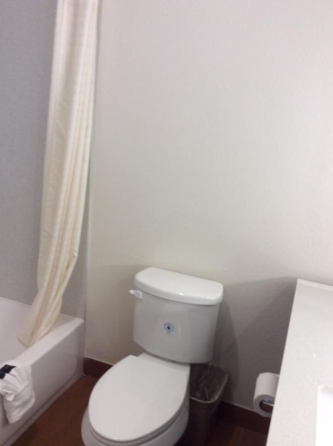 Regency Inn & Suites- Nw Houston Jersey Village 客房 照片
