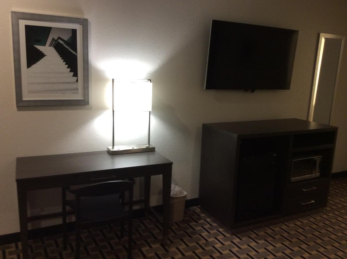 Regency Inn & Suites- Nw Houston Jersey Village 客房 照片