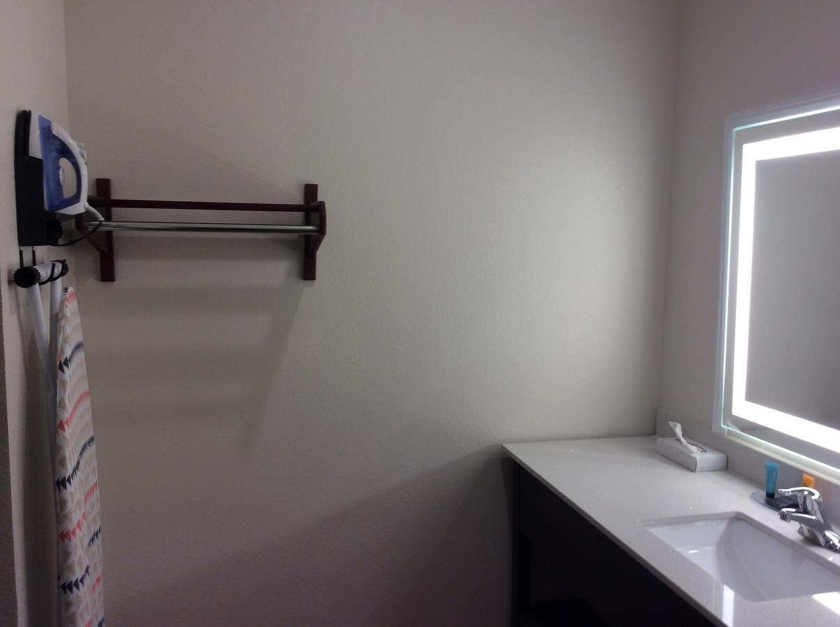 Regency Inn & Suites- Nw Houston Jersey Village 客房 照片