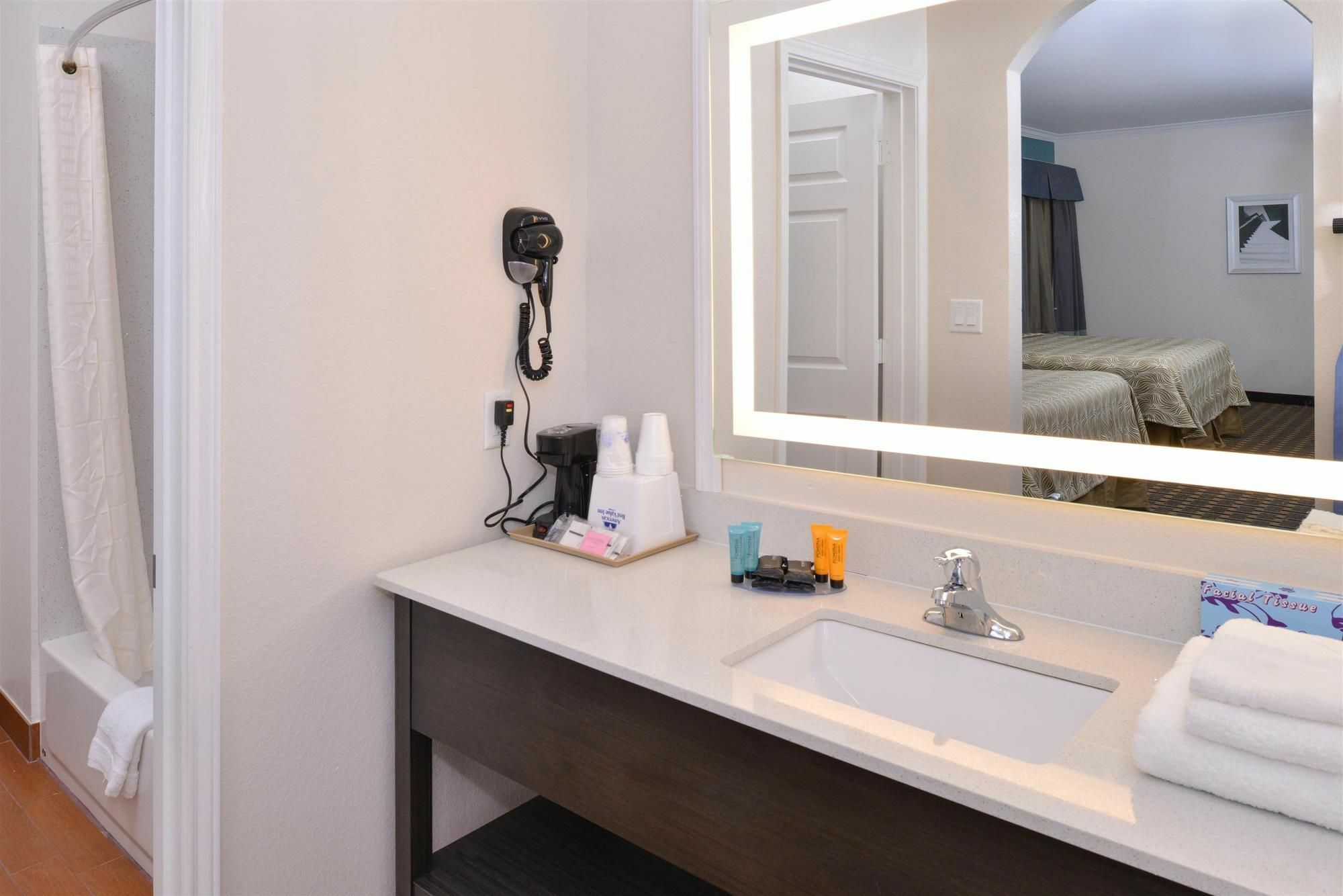 Regency Inn & Suites- Nw Houston Jersey Village 外观 照片